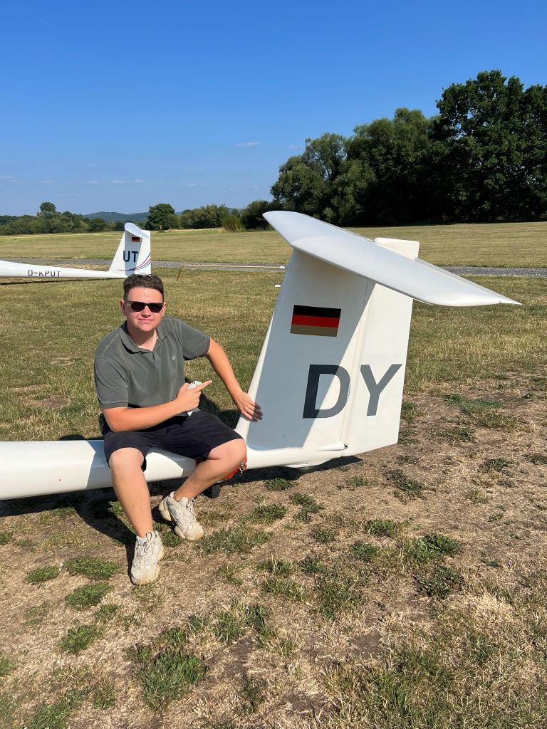 Langenselbolder Piloten trainieren in den Bergen